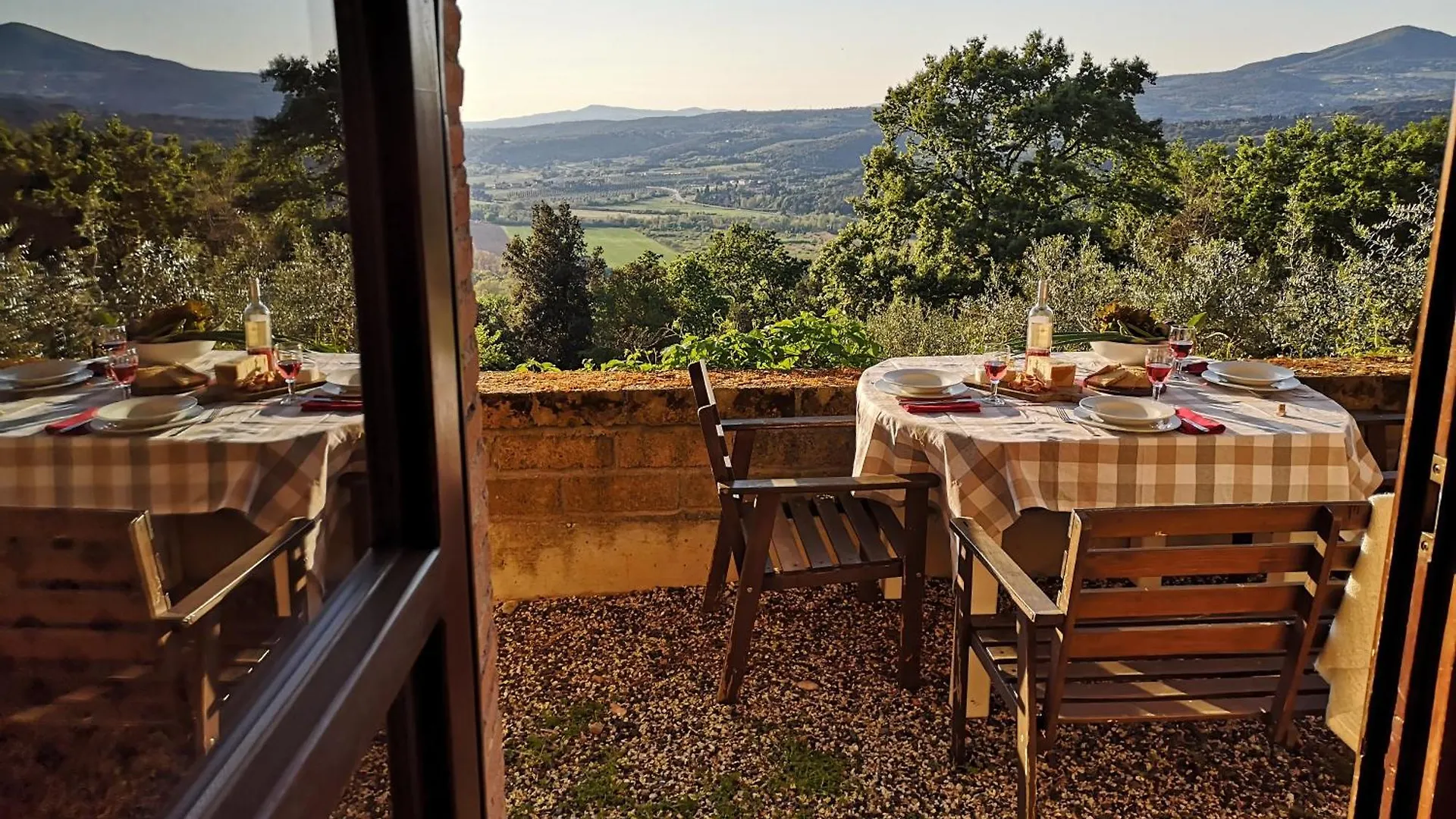 Agriturismo Fattoria La Prugnola Montescudaio Farmház